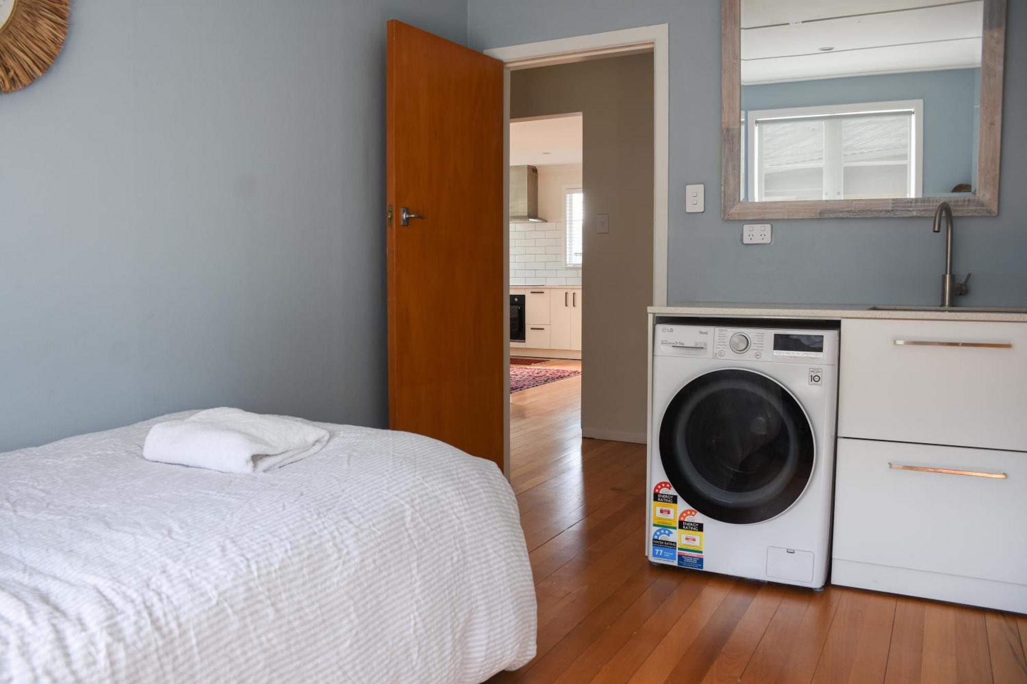 Beautiful Home With Short Stroll To Havelock Village Havelock North Eksteriør billede
