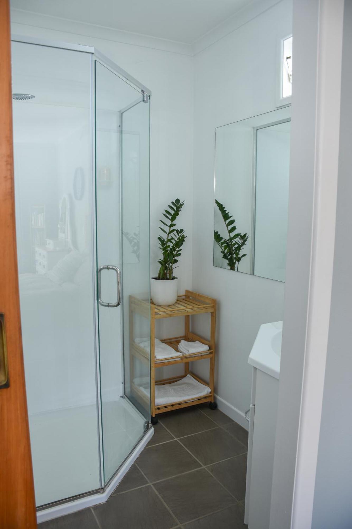 Beautiful Home With Short Stroll To Havelock Village Havelock North Eksteriør billede